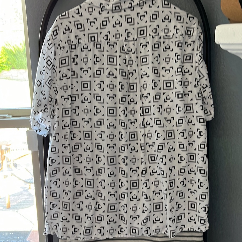 Original use button down soft soft. - Picture 2 of 3